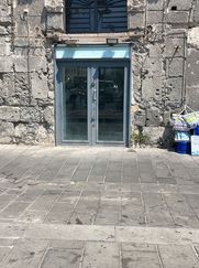 Negozio/Locale commerciale in Commerciale