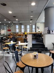 Negozio/Locale commerciale in Commerciale