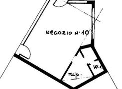 Negozio/Locale commerciale in affitto