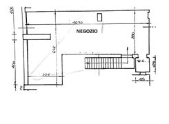 Negozio/Locale commerciale in affitto