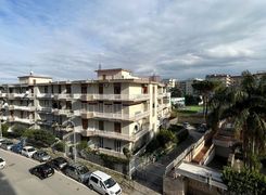Quadrilocale in affitto