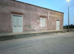 Casa indipendente in vendita