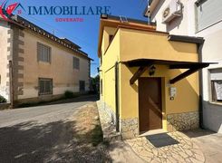 Casa indipendente in vendita