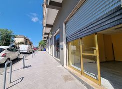 Negozio/Locale commerciale in vendita