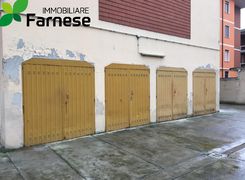 Box/posto auto in vendita