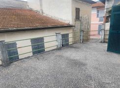 Casa indipendente in vendita