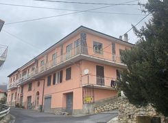 Quadrilocale in vendita