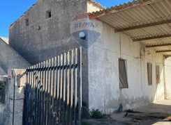 Casa indipendente in vendita