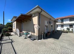 Casa indipendente in vendita