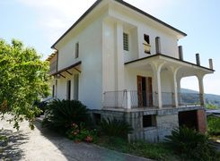 Villa in vendita