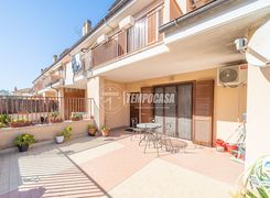 Villetta a schiera in vendita