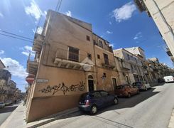 Casa indipendente in vendita