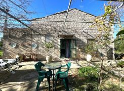 Casa indipendente in vendita
