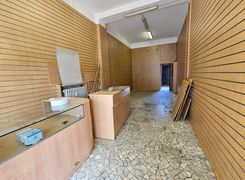 Negozio/Locale commerciale in vendita