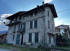 Casa indipendente in vendita