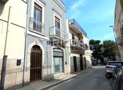Casa indipendente in vendita