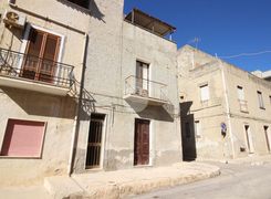 Casa indipendente in vendita