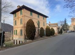 Casa indipendente in vendita