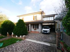 Villa in vendita