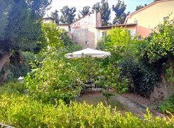 Attività/Licenza (con o senza mura) in vendita