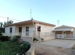Casa indipendente in vendita