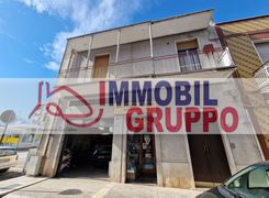 Casa indipendente in vendita
