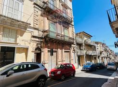 Casa indipendente in vendita