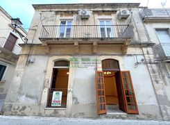Casa indipendente in vendita