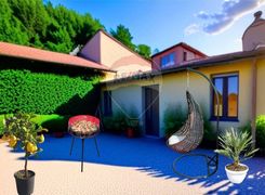Casa indipendente in vendita