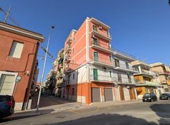 Trilocale in vendita