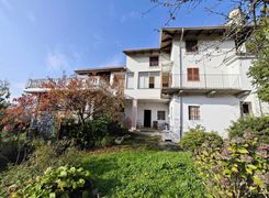 Casa indipendente in vendita