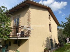 Casa indipendente in vendita