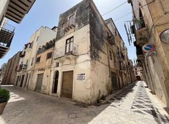 Casa indipendente in vendita