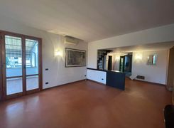 Appartamento in vendita