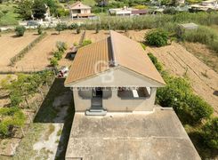 Trilocale in vendita
