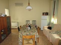 Casa indipendente in vendita