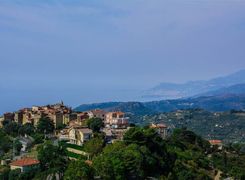 Trilocale in vendita
