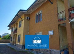 Casa indipendente in vendita