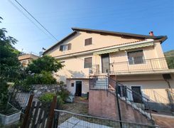 Villa in vendita