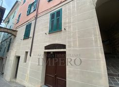 Trilocale in vendita