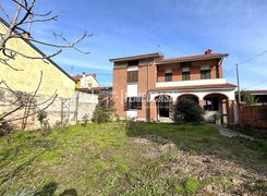 Casa indipendente in vendita
