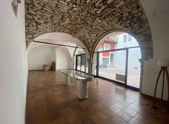 Negozio/Locale commerciale in affitto