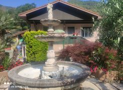 Casa indipendente in vendita