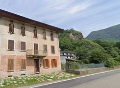 Casa indipendente in vendita