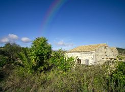 Casa indipendente in vendita