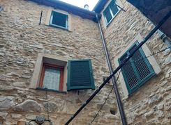 Trilocale in vendita