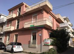 Casa indipendente in vendita