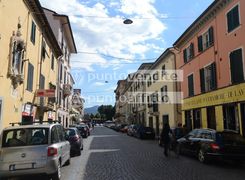 Negozio/Locale commerciale in vendita
