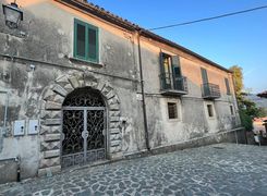 Casa indipendente in vendita