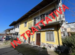 Casa indipendente in vendita